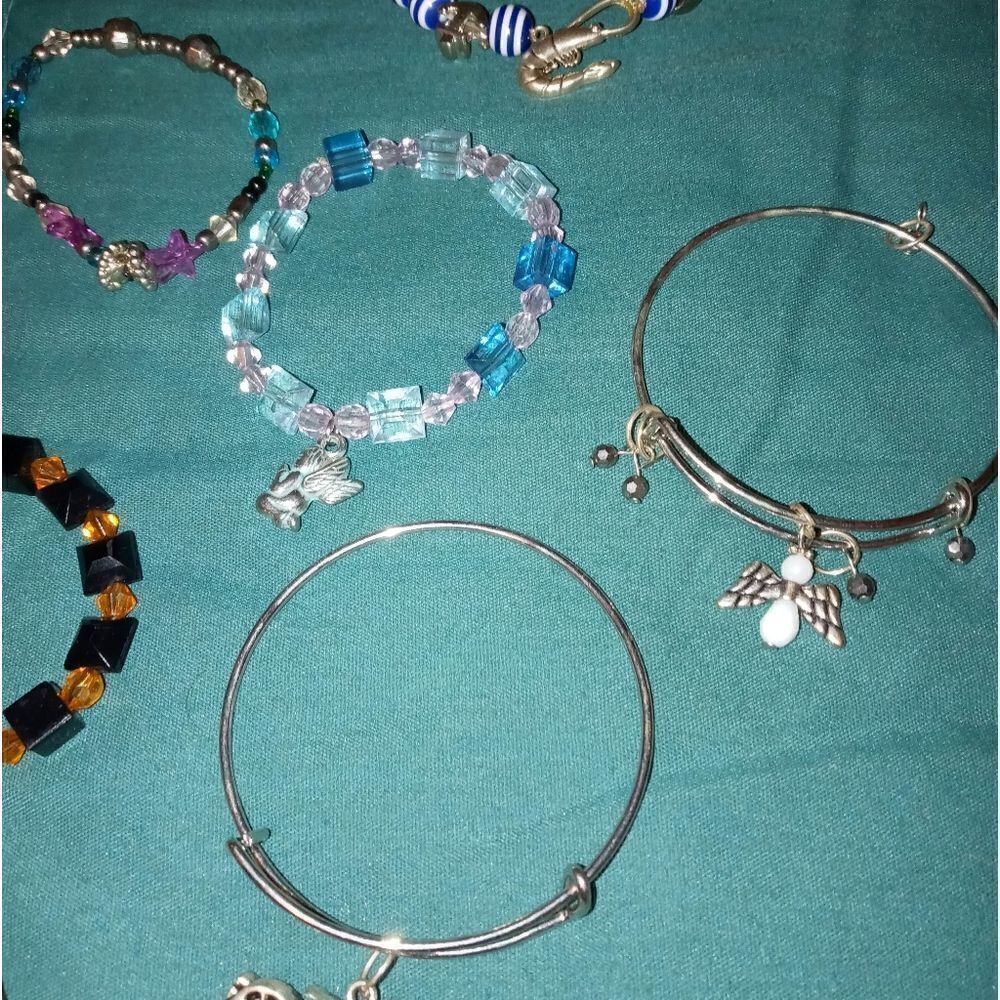 Randomized Bracelet bundle - Picture 2 of 4